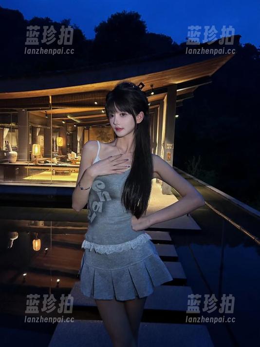17c吃瓜 这一刻,微醺,“17c吃瓜”网站让你收获意外惊喜、频频点头。