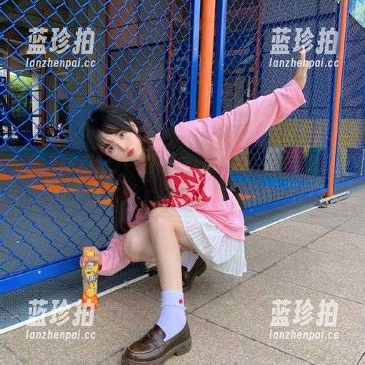 今日最佳吃瓜入口：17吃瓜网每日大赛，简直就像看连续剧！