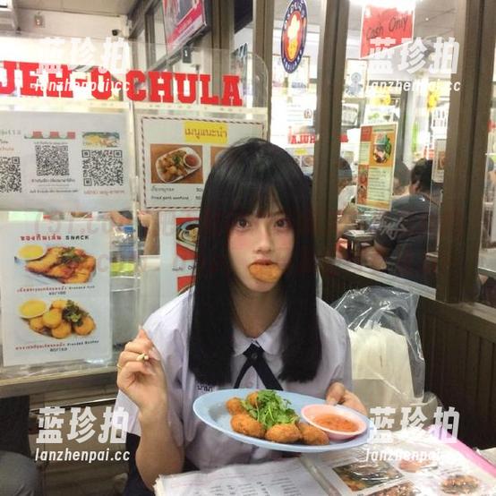 把干枯的八卦聊天变成滋润的“51.com”app，立马找回青春活力！