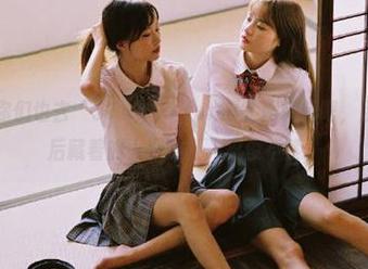 你们也去“51cg10.fun”官网转转吧,那个页面背后藏着的小趣味让人忍俊不禁。