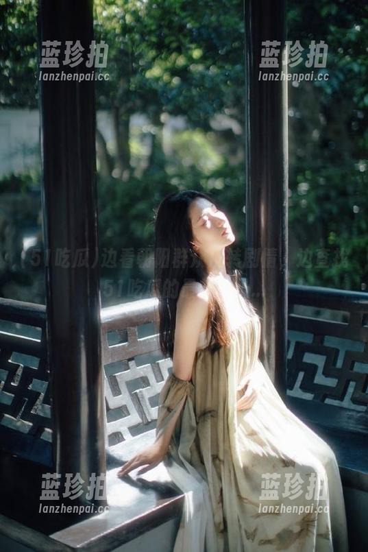 边看朝阳群众反转剧情，边查找51吃瓜的最新地址...