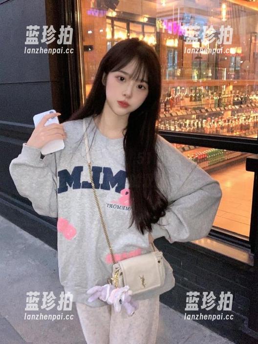 51吃瓜 在线瓜友,51吃瓜让我享受“吃”与“看”的双重刺激!