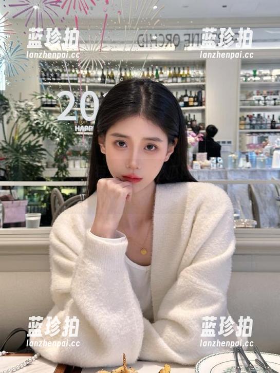 每次“51吃瓜网”更新，校园里又多了好几段狗血剧情！快来围观