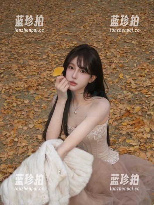 58黑料 跟着58黑料,永不迷路的吃瓜王!