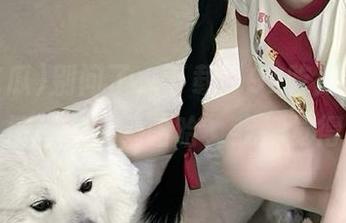 别问了,下载“92吃瓜”后我变成了情感专家,哈哈,我都觉得离谱。