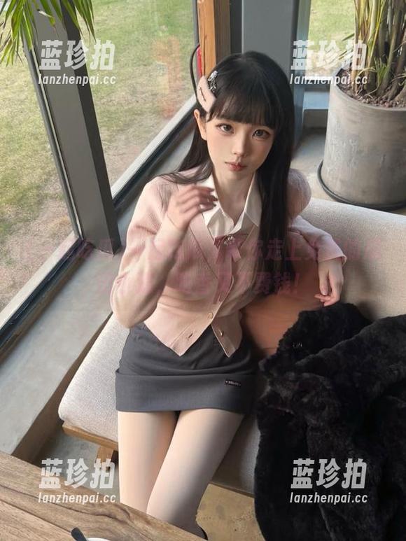 一起吃瓜 一起吃瓜,带你走上免费的瓜田小道,吃香又不费钱!