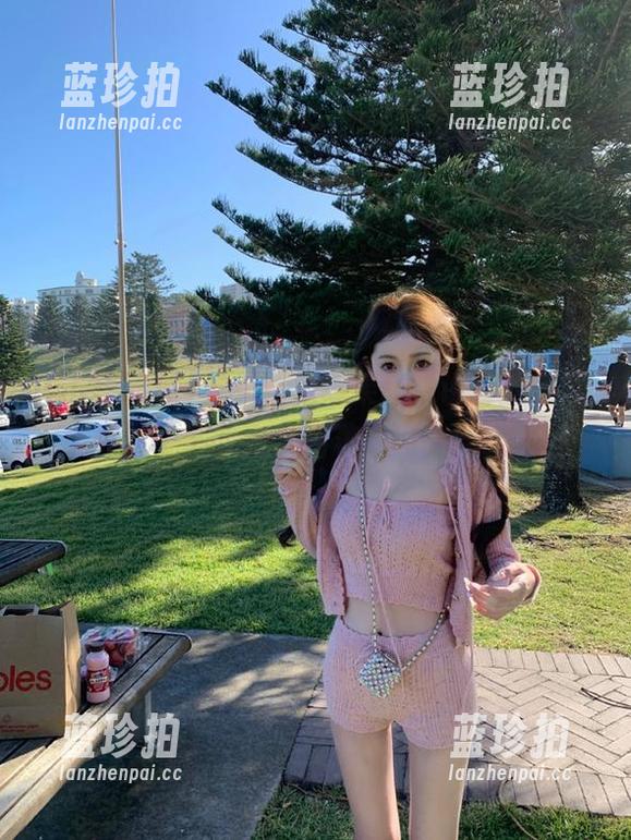 五一吃瓜 五一吃瓜苹果版,说好的官网体验呢?我怎么看着也没啥新意。