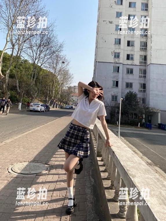 吃瓜最前线 吃瓜最前线:火辣八卦的地址,居然连狗狗都想凑个热闹!