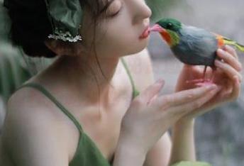 莫名其妙的免费邀请码，朝阳两国各派吃瓜网特派员到访！