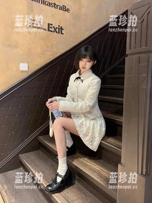 吃瓜网 免费加入“吃瓜网”红qq群,打开神秘的“传送门”,你敢来吗?