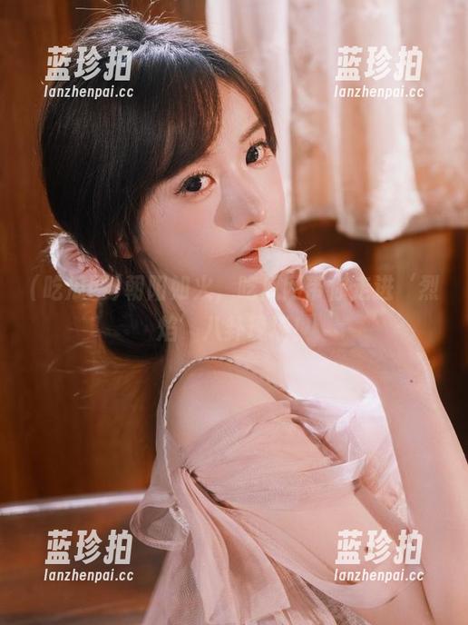朝阳如火，吃瓜网带你走进‘烈焰’八卦现场！