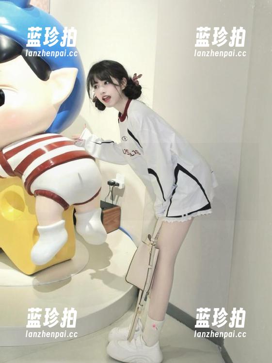 吃瓜黑料网页 上了“吃瓜黑料网页”,整个人都放松了,边看边吃零食,特别舒心,有点上头。