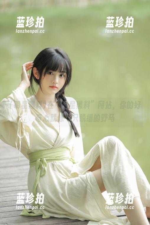 明星黑料 在“明星黑料”网站,你的好奇心就像一只脱缰的野马
