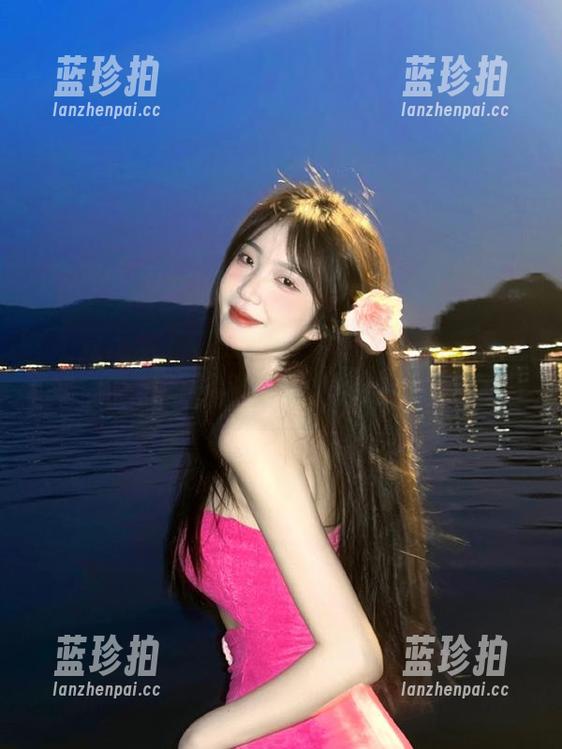 明星黑料 下载明星黑料网站,享受享受满屏的绯闻风暴,就像追剧一样上瘾!