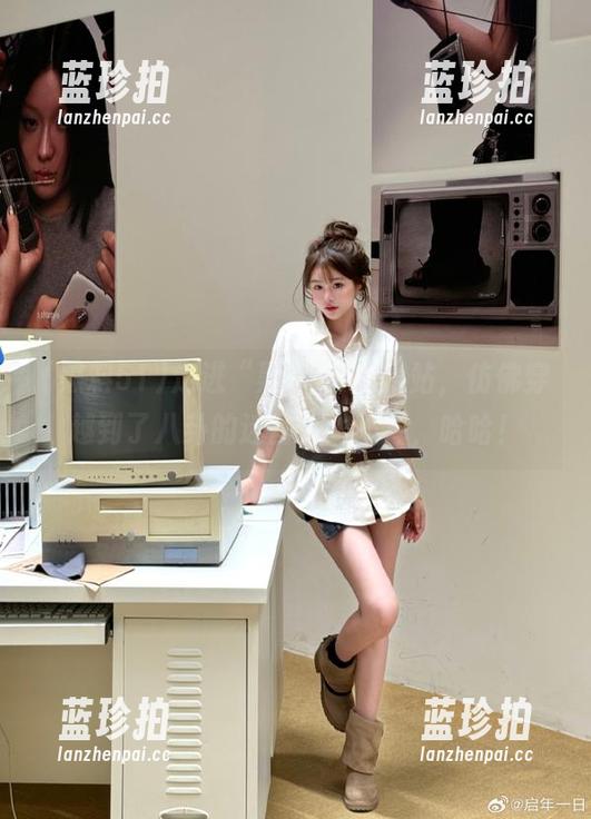 黑料51 走进“黑料51”网站,仿佛穿越到了八卦的迷宫,逃不掉,哈哈!