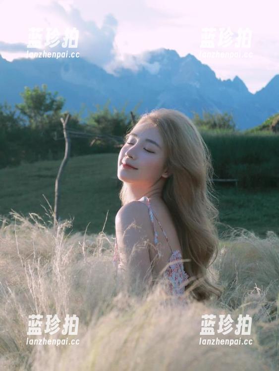 黑料吃瓜网 突然脊背发凉,黑料吃瓜网app给我暴露了多少不为人知的小秘密呀