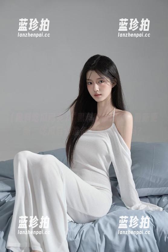 黑料吃瓜网页 “黑料吃瓜网页”最新更新,吃瓜群众准备好被惊艳了吗?