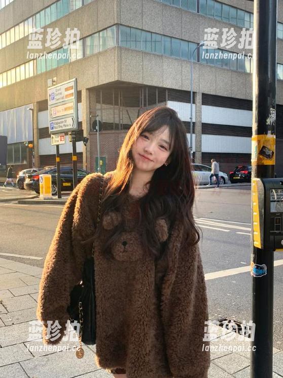 黑料正能量 穿越2025,黑料正能量在线——这传送门我一定要试试,万一成真呢?