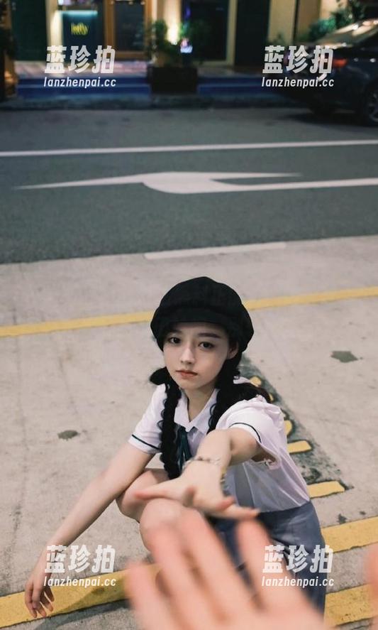 黑料正能量 直达黑料正能量,地址在线带你开启瓜田妙趣,别想落空!