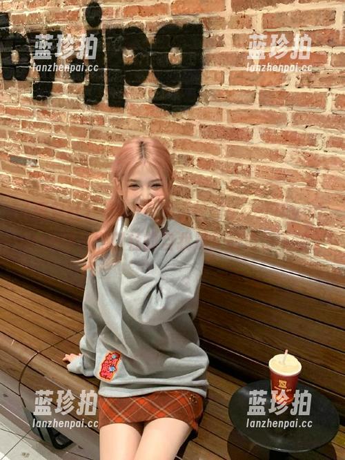 “首页”的小惊喜：verifyyourself，黑料社的自我辩护好像也不错？